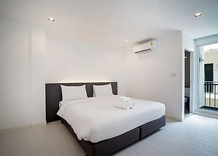 호텔 The Urban Oasis 3*